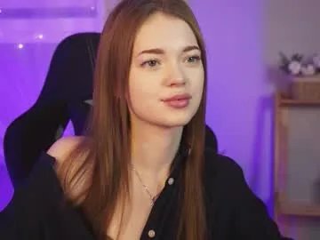 Freechat flexyfoxy on Chaturbate