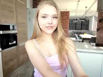 flooora_0 on Chaturbate 
