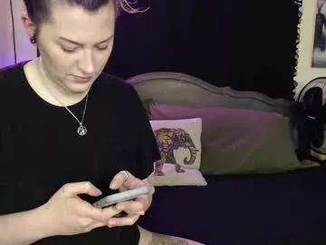Freechat foxymalloryknoxy69 on Chaturbate