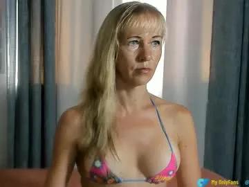 hairy_mommy on Chaturbate