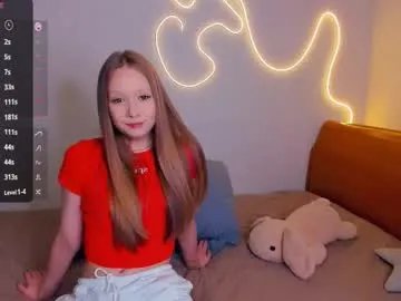 Freechat hettiereimel on Chaturbate