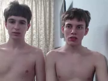 Freechat hornybadbunny on Chaturbate