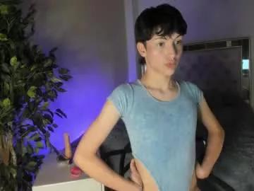 im_crisvega88 on Chaturbate