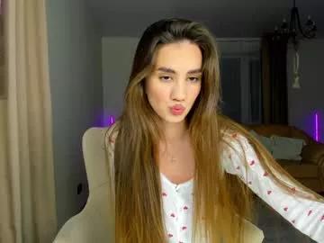 Freechat im_jasmine on Chaturbate