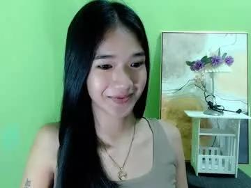 Freechat innocent_reign69 on Chaturbate