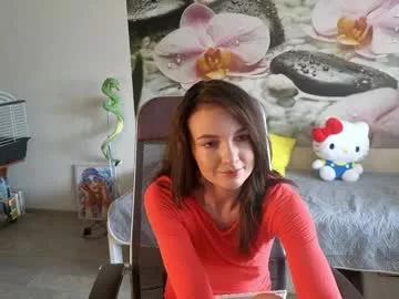 Freechat jennycutey on Chaturbate