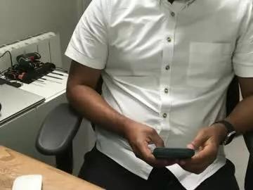 joeshades21 on Chaturbate