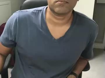 joeshades21 on Chaturbate