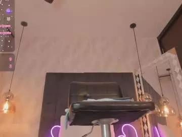 kataliina_18 on Chaturbate