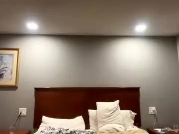 kibrombariu45 on Chaturbate 