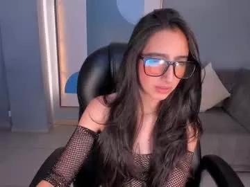 Freechat larisasmirnov on Chaturbate