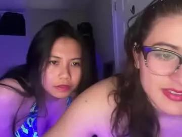 lau_mamacita on Chaturbate