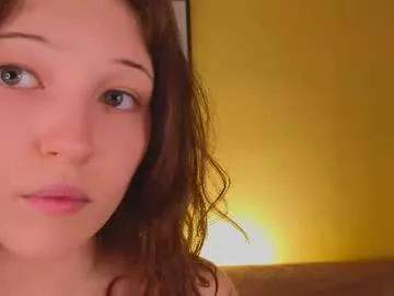 Freechat lea_belle_ on Chaturbate