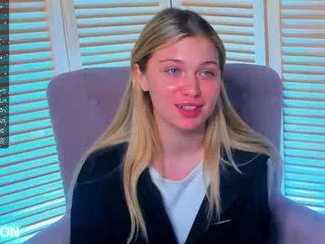 lesslimood on Chaturbate 
