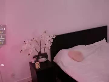 lilly_colins on Chaturbate