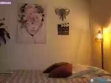 Freechat lindabluee on Chaturbate