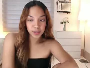 louisassy on Chaturbate