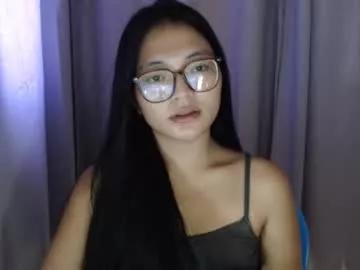 Freechat lovely_laura09 on Chaturbate