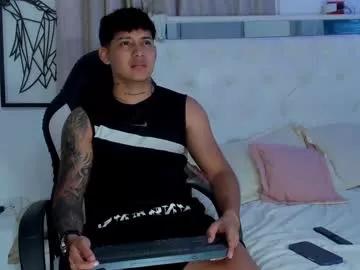 Freechat lunay_xtreemboy on Chaturbate