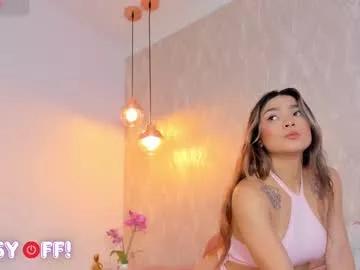 maca_bloom on Chaturbate