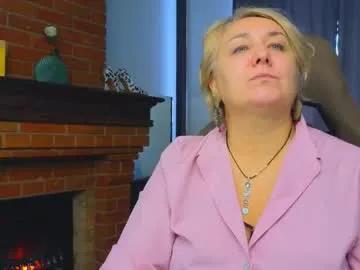 marta_wils on Chaturbate