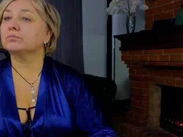 marta_wils on Chaturbate