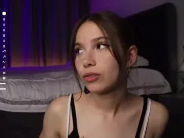 Freechat mellowpearl on Chaturbate