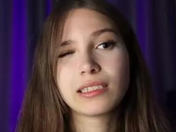 Freechat mellowpearl on Chaturbate