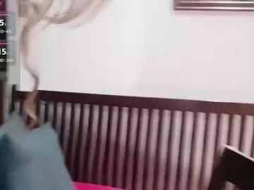 mia_boone on Chaturbate