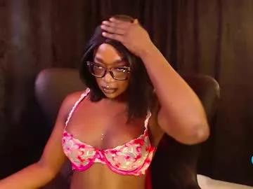 miaknox on Chaturbate