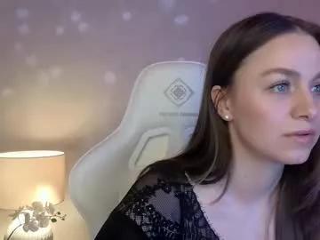 milafleur on Chaturbate