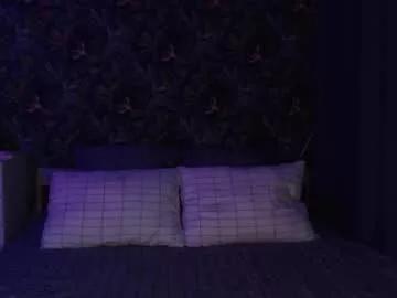 Freechat milk_slice on Chaturbate
