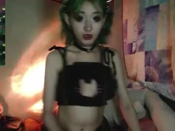 Freechat milten_trish on Chaturbate