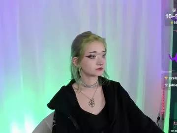 Freechat milten_trish on Chaturbate