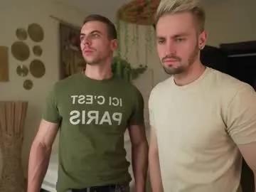 muscularfriend on Chaturbate