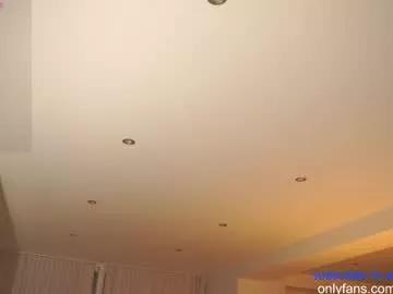 n_o_v_a on Chaturbate