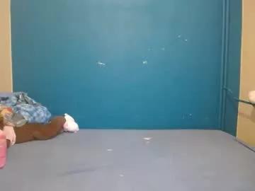 nadinnnea on Chaturbate