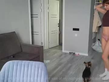 Freechat naive_love on Chaturbate