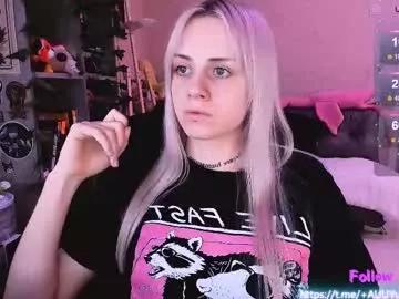 nanitamoore on Chaturbate 