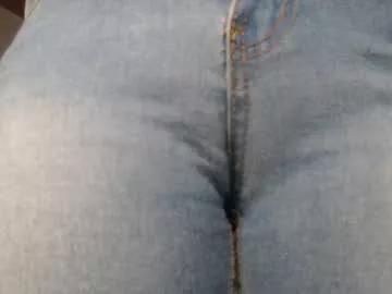 naughtyhotsquirt on Chaturbate