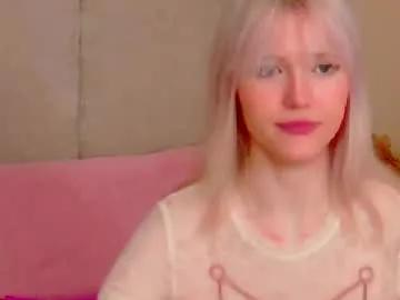 nellloyns on Chaturbate