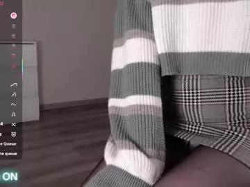 noelleneptune on Chaturbate