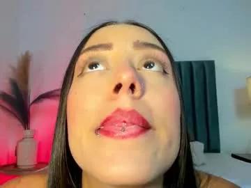 nora_dasilva on Chaturbate