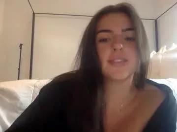 notsosweet21 on Chaturbate