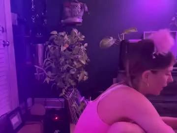 oliviahansleyy on Chaturbate