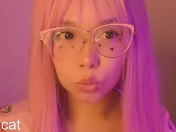 Freechat piinkcat on Chaturbate