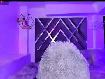 pocahontasweetss on Chaturbate