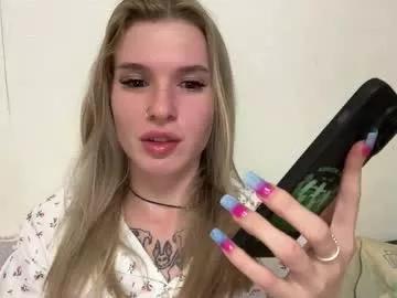 pussymoneywet on Chaturbate