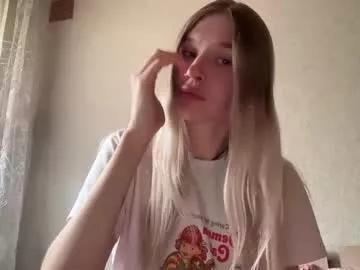 pussymoneywet on Chaturbate