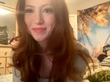 redgingersnapz on Chaturbate